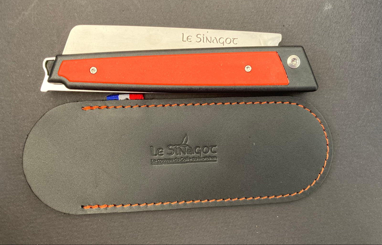 Etui  de protection en cuir